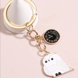 NEW! Hedwig Owl Clock Harry Potter Keychain/Purse Charm ~ Gryffindor Hogwarts